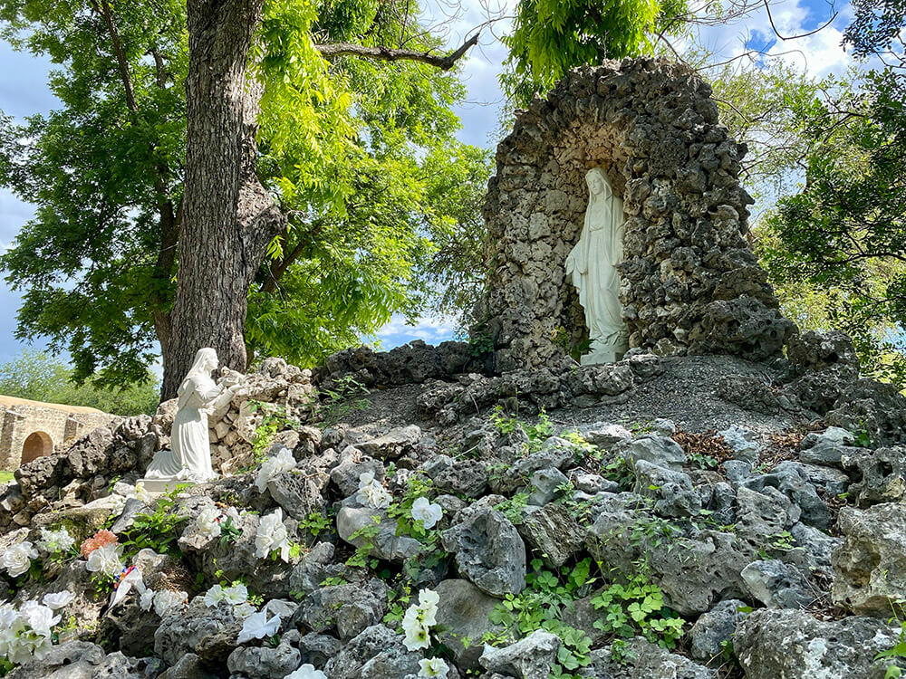 The grotto at Mission Concepción